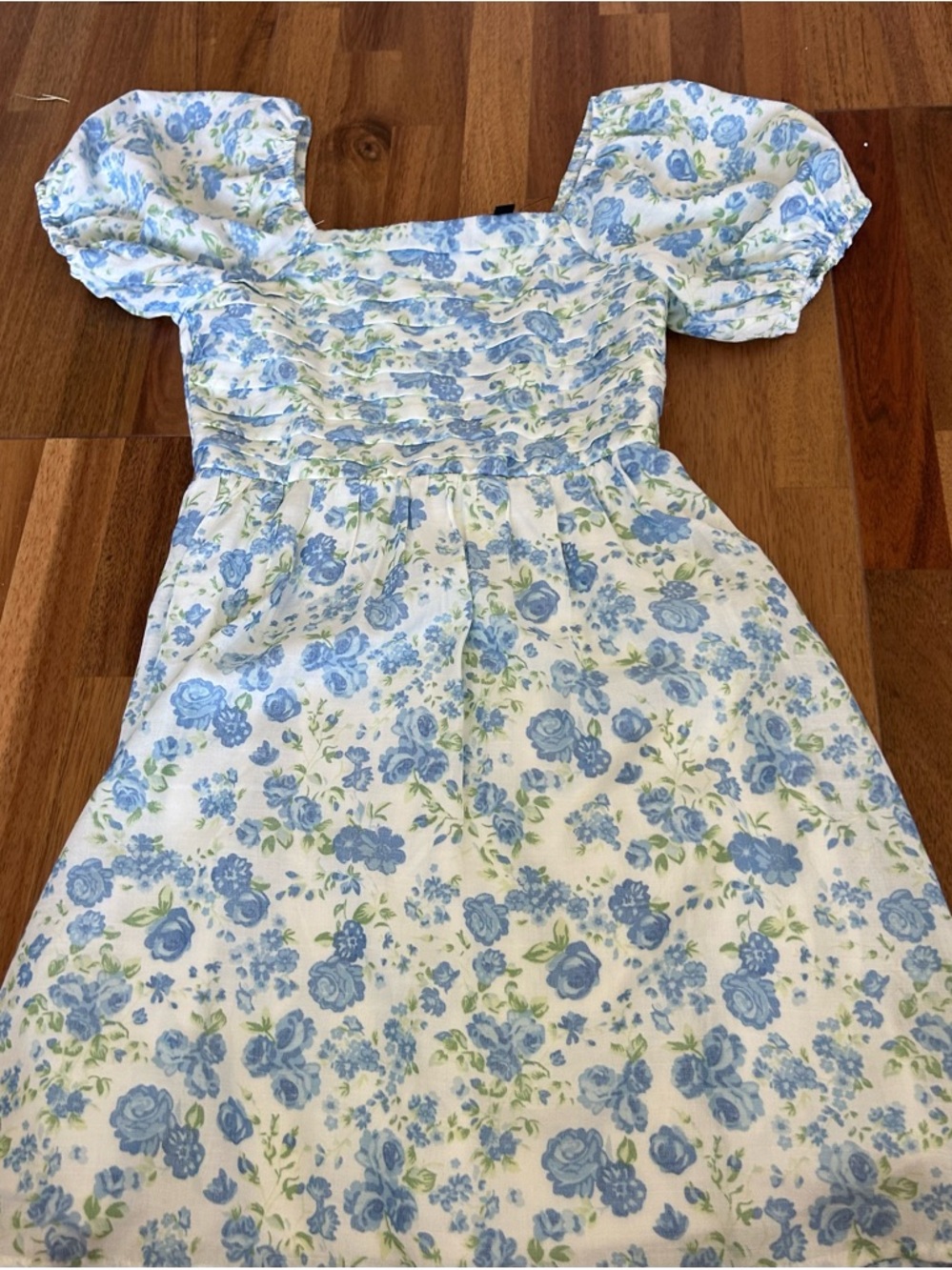 Blue Floral Puff-Sleeve Dress